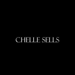 Meet your Posher, Chelle Sells